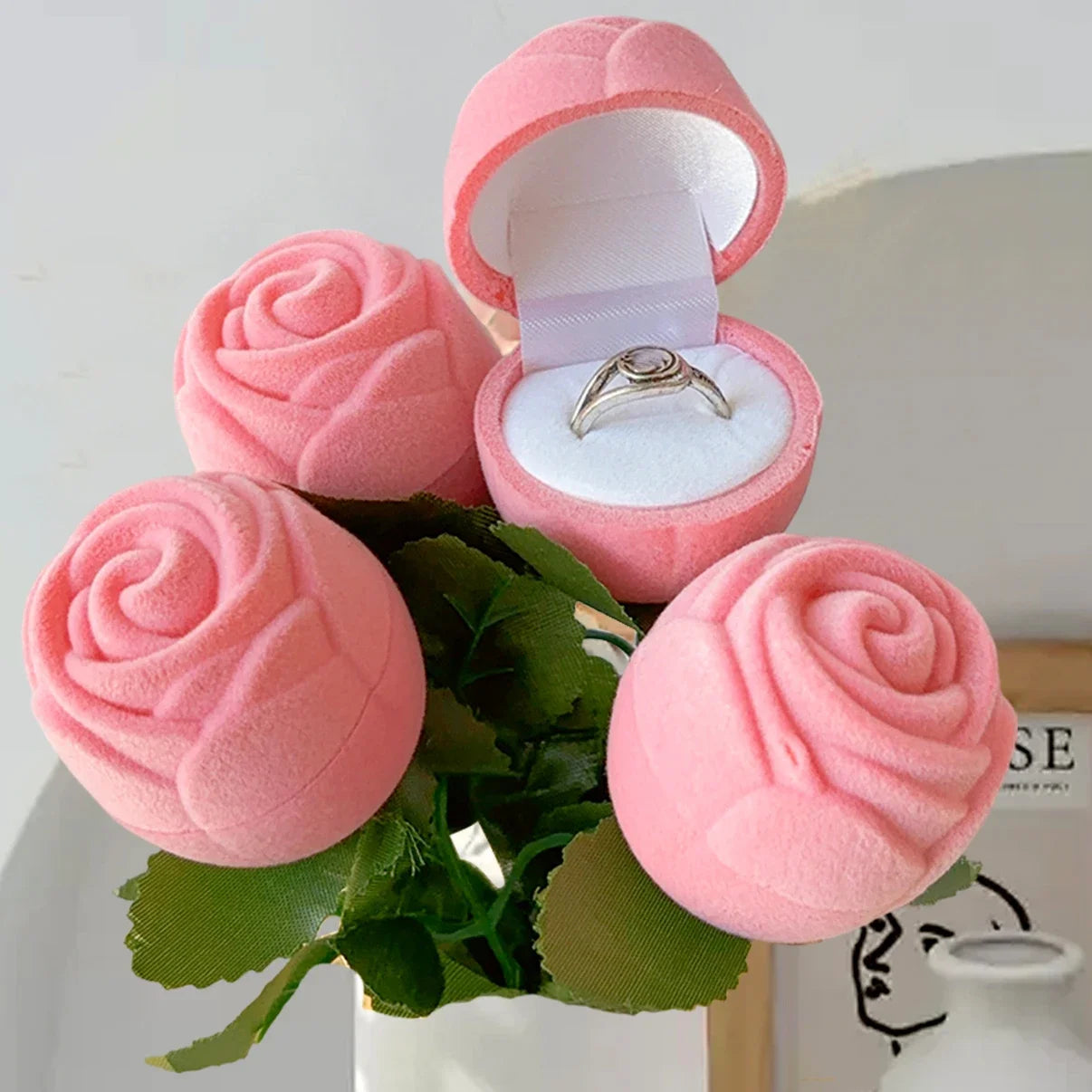 Rose Necklace Heart Box