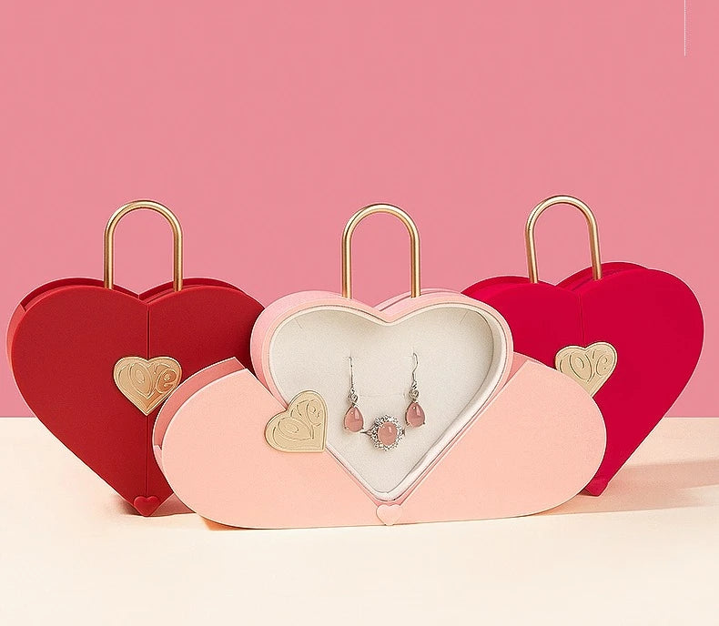 Portable Heart Jewelry Case