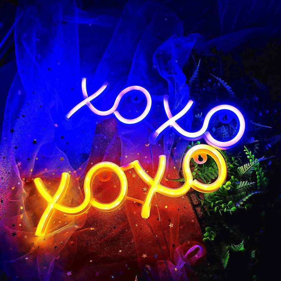 XOXO Love Neon Strip