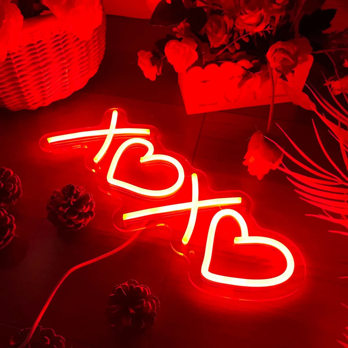 XOXO Heart Neon Sign — photo 3
