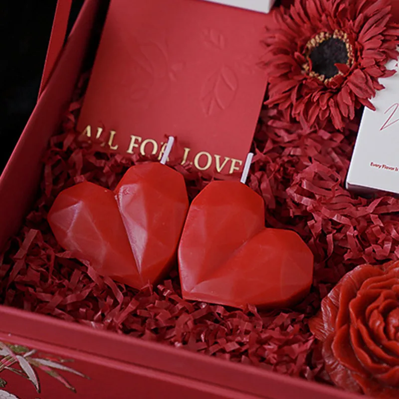 Red Heart Aromatherapy Candles — photo 7