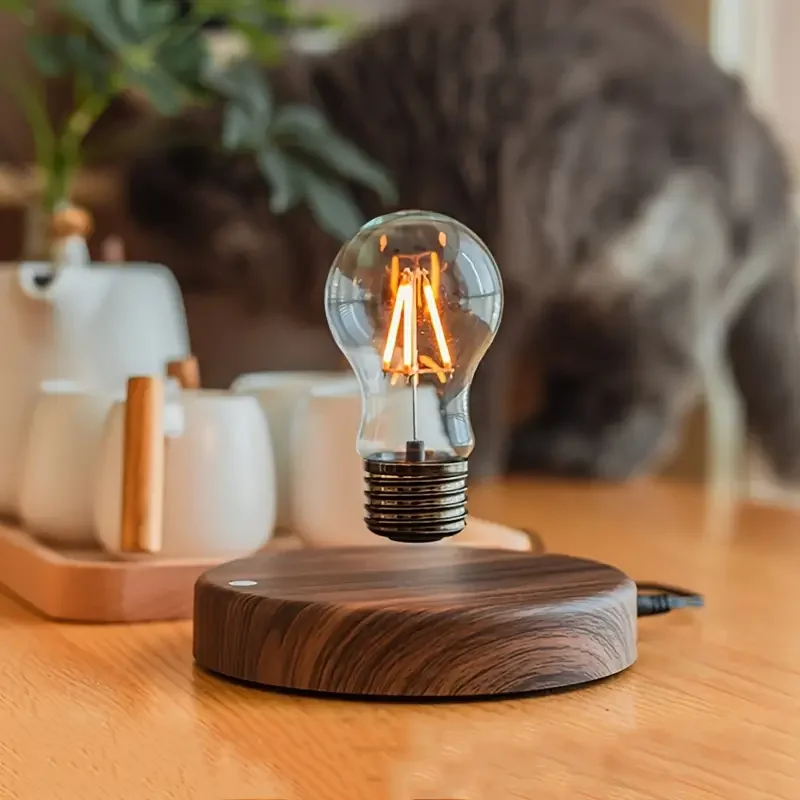 Levitating Moon Lamp — photo 4
