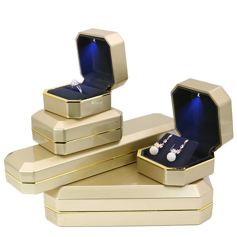 Lacquer LED Jewelry Box — photo 13