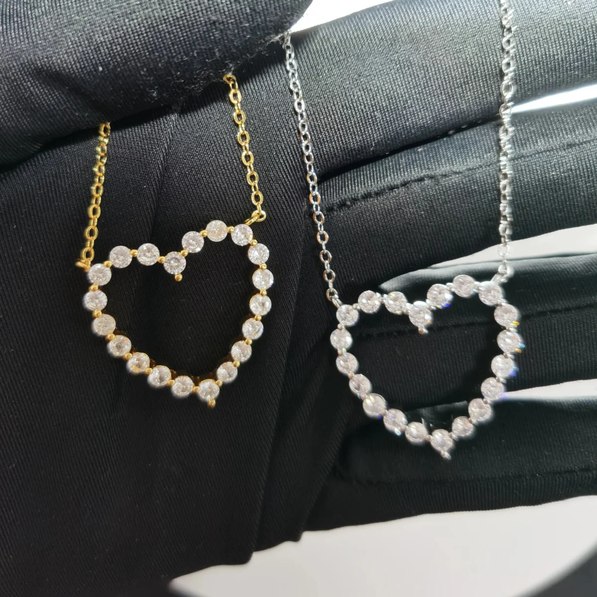 5A CZ Hollow Heart Pendant — photo 3