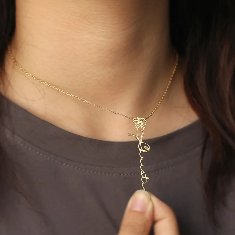Birth Flower Name Necklace — photo 3