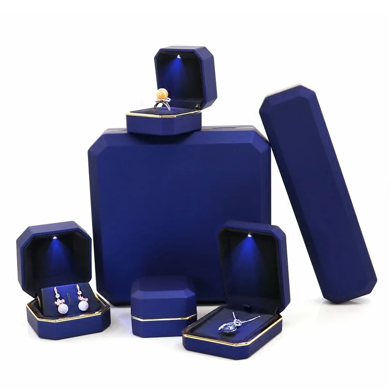 Lacquer LED Jewelry Box — photo 10