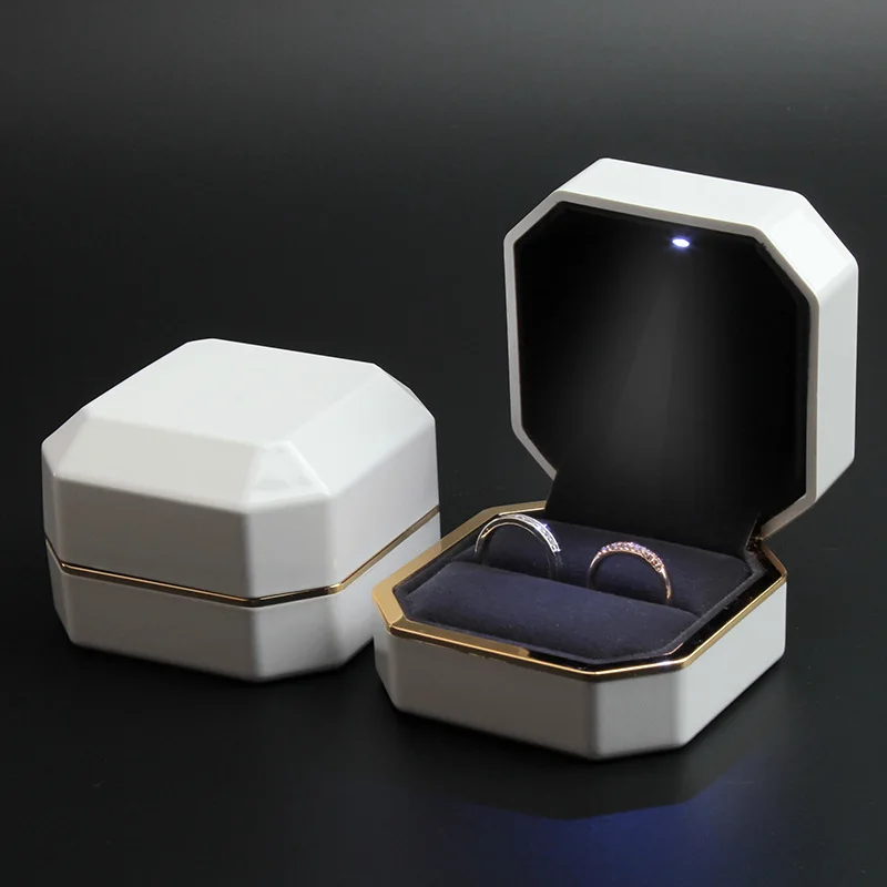 Lacquer LED Jewelry Box — photo 2