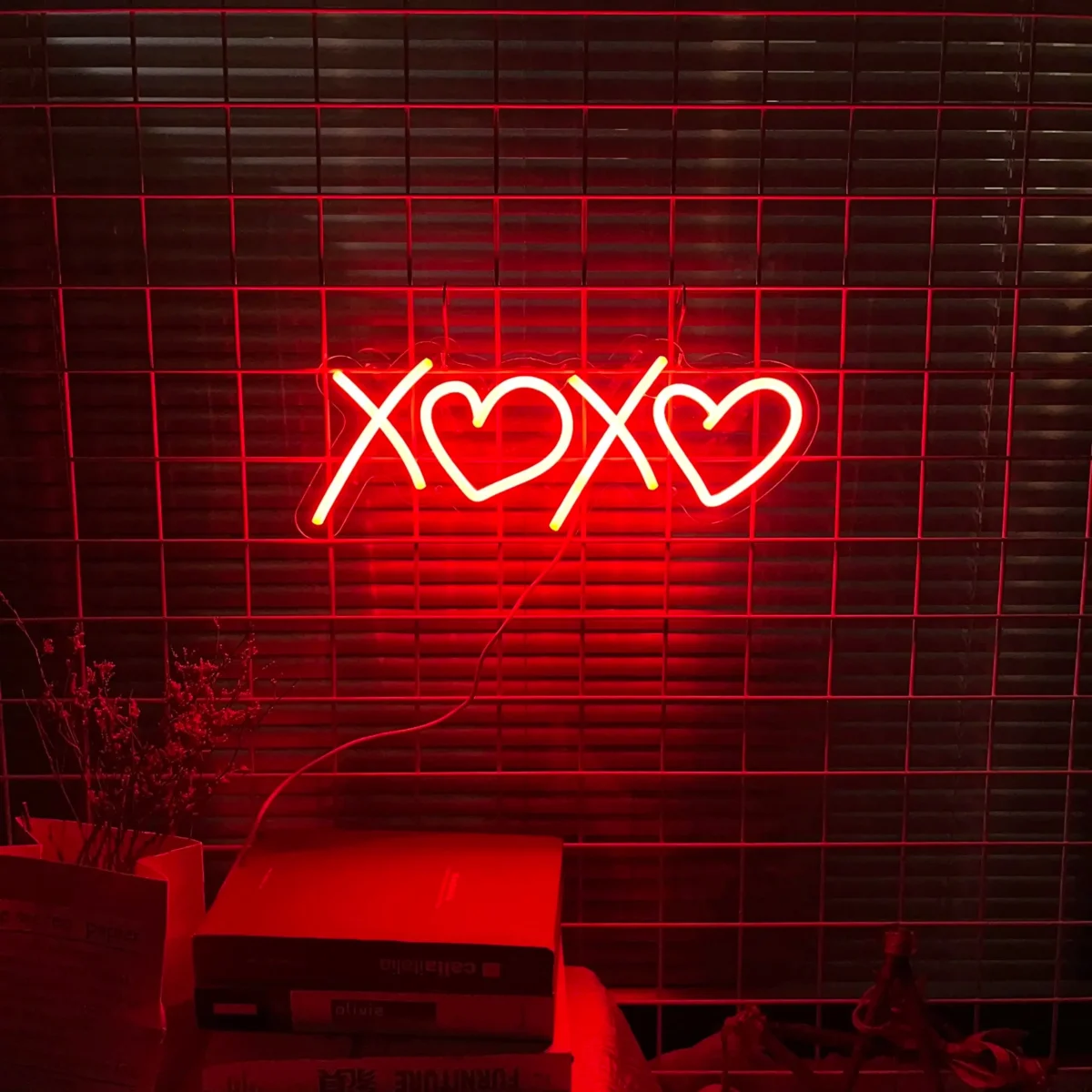 XOXO Heart Neon Sign — photo 6