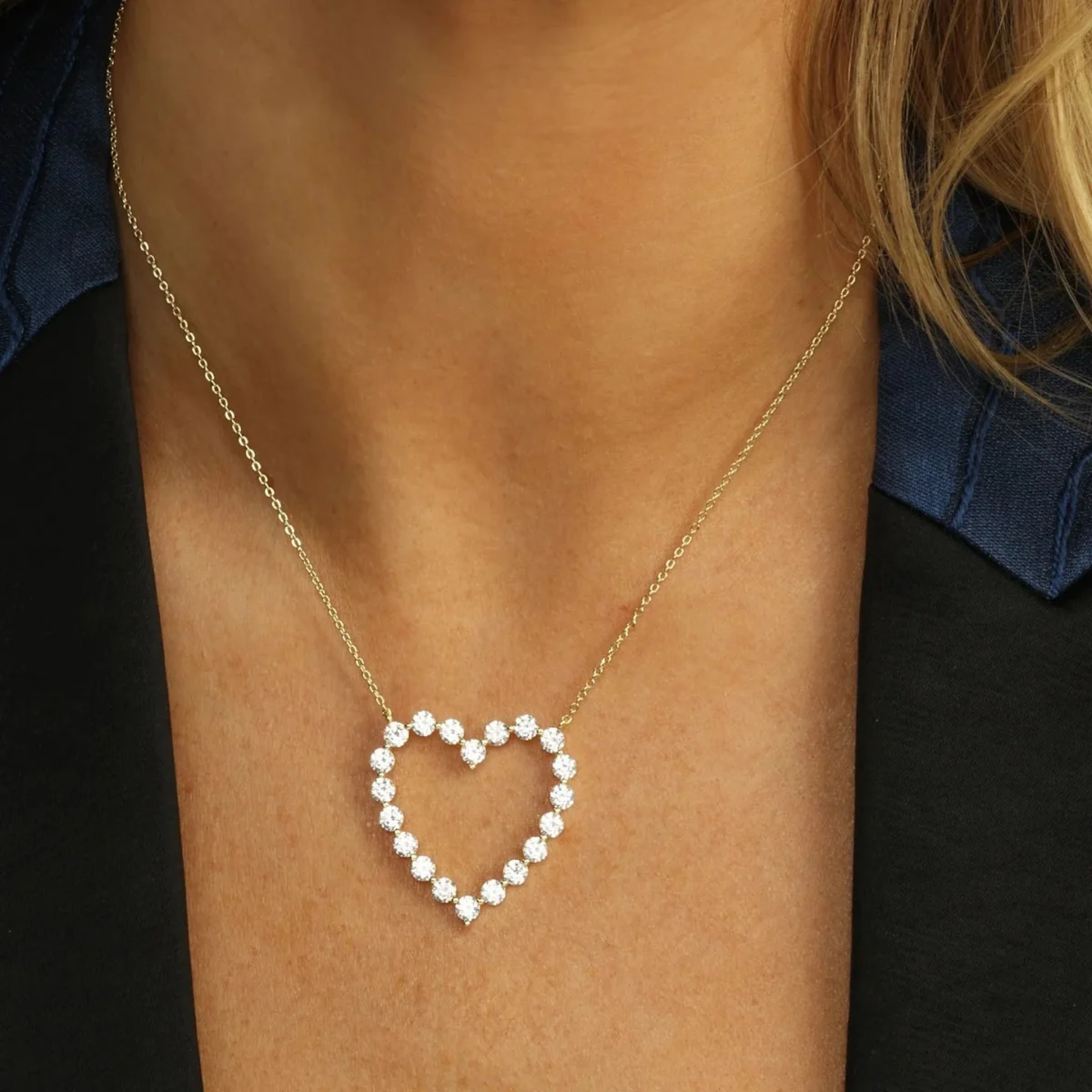 5A CZ Hollow Heart Pendant